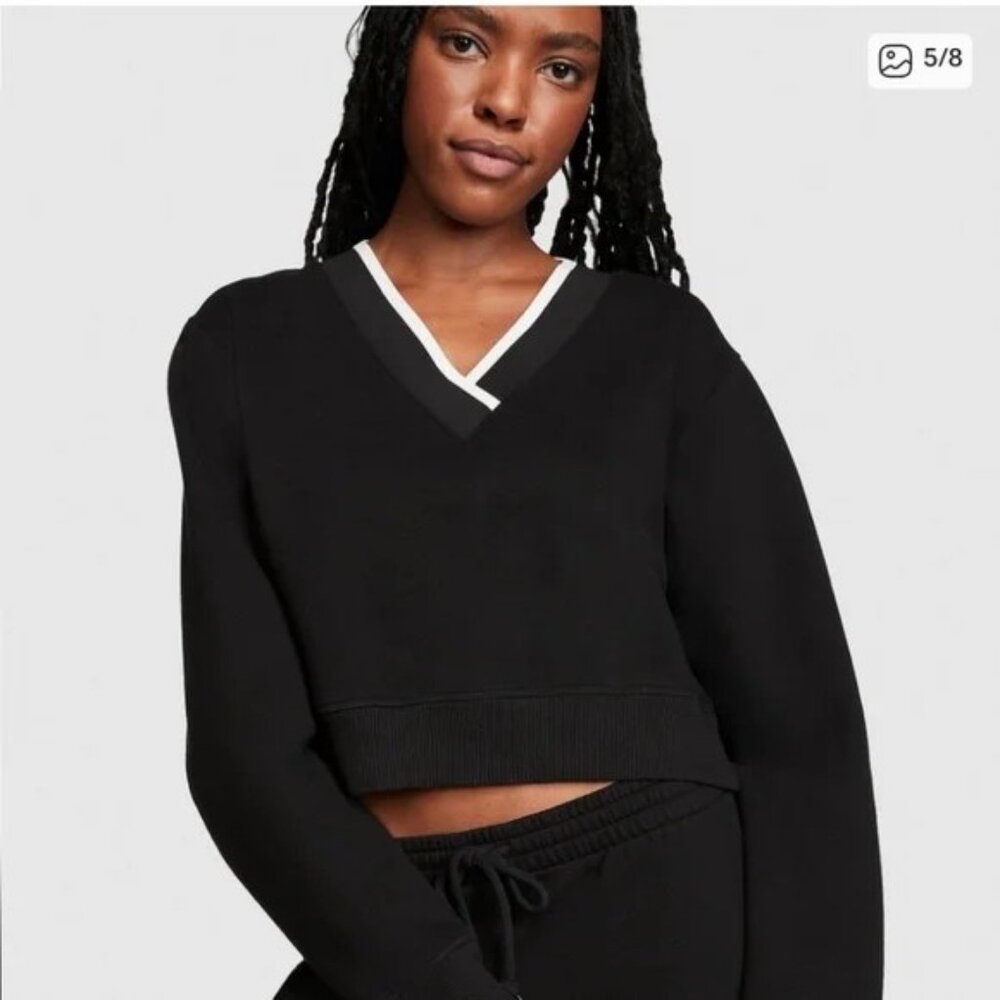 Victoria's Secret PINK Black V-Neck Sweater White Trim Women's Size XL